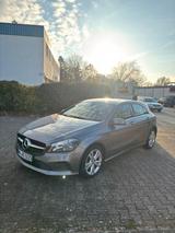Mercedes-Benz A 220 - Mercedes-Benz A 220 aus 2015
