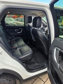 Land-Rover Discovery - 12