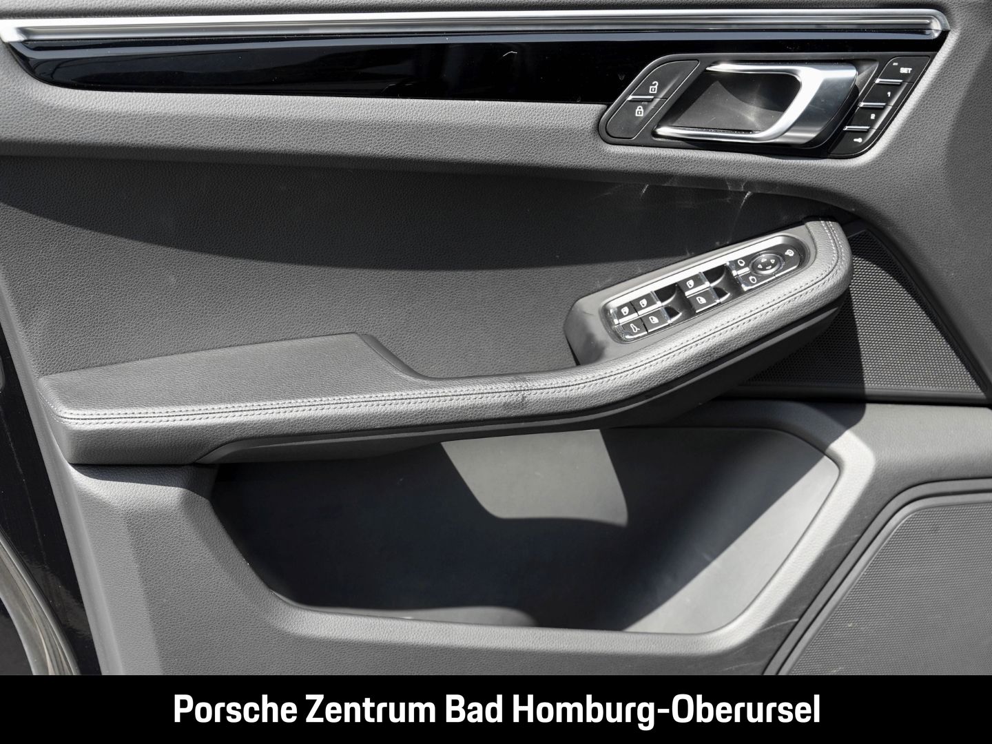Porsche Macan S Luftfederung PASM Rückfahrkamera foto 24