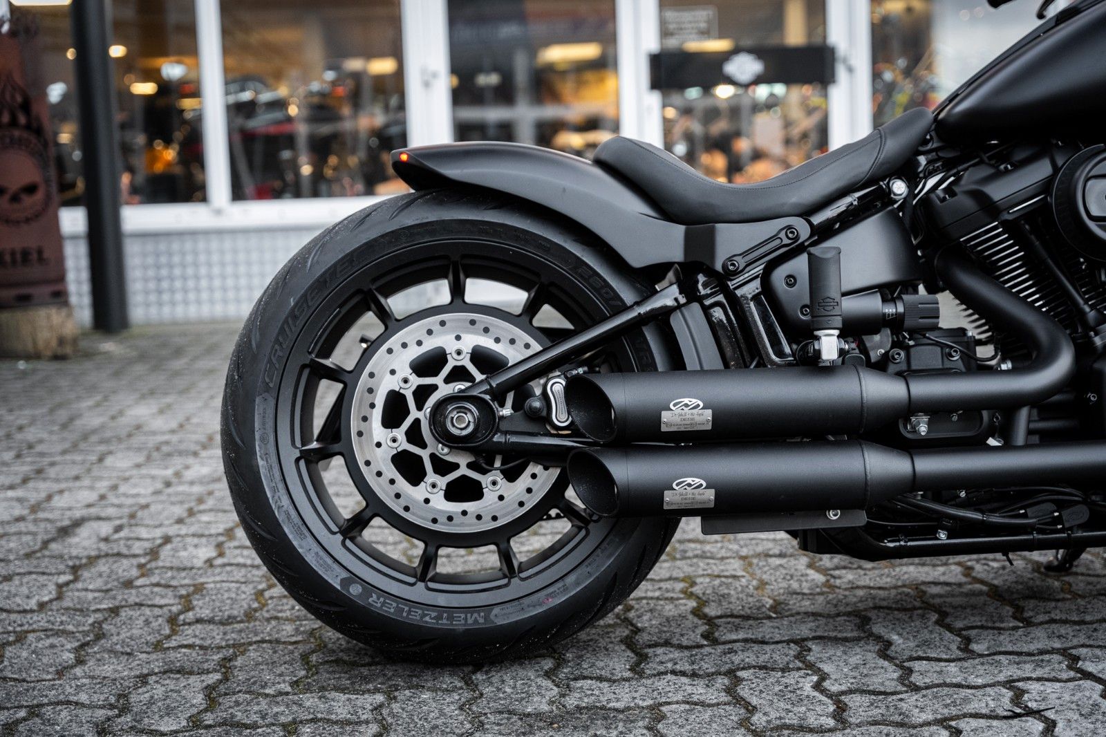 Fahrzeugabbildung Harley-Davidson ALL MATT DARK FAT BOY FLFBS 114