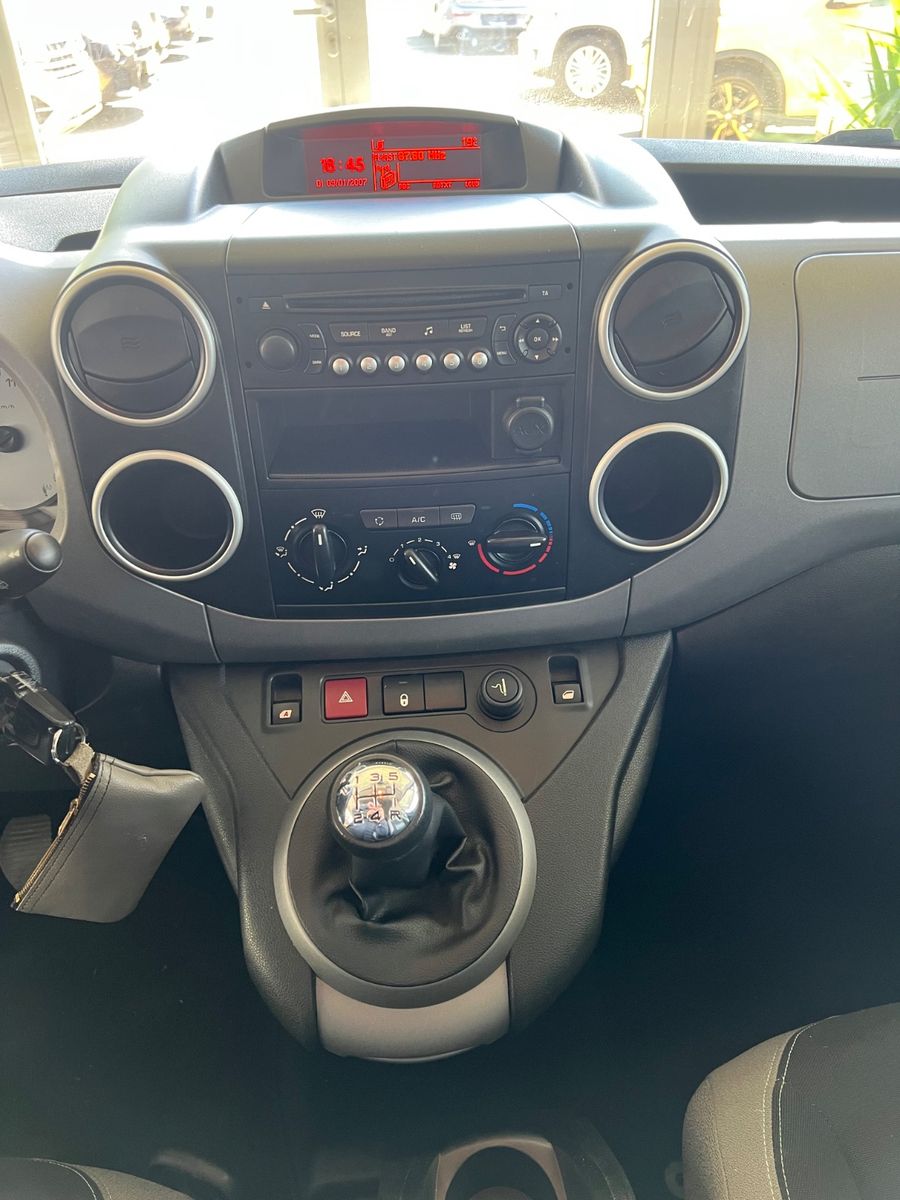Fahrzeugabbildung Citroën Berlingo 1.6 Kombi Selection