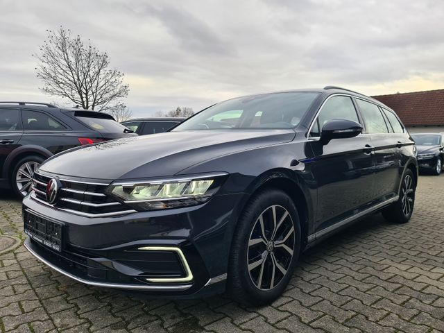 Volkswagen Passat Var GTE AHK Kamera DAB+TravelAssist VZE