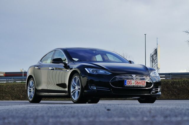 Tesla Model S P85+*PERFORMANCE*EXPORT*EXPORT*EXPORT*