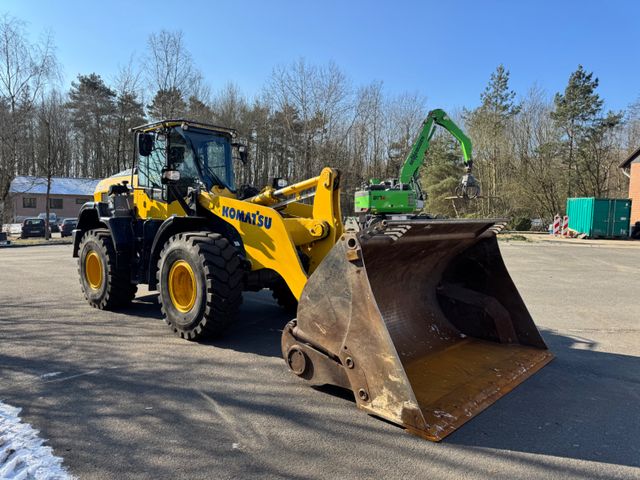 Komatsu WA320-8 Radlader Highlift Hochkippschaufel Waage