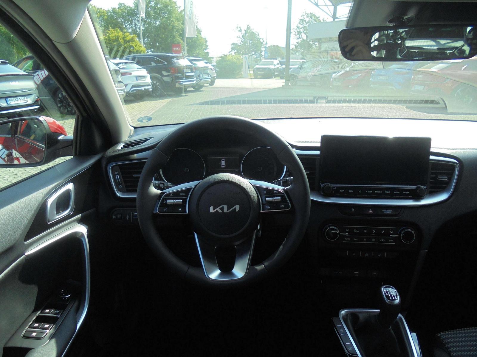 Kia Ceed SW / cee d SW 1.0 T-GDI Vision 6MT 100PS Ko