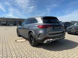 Mercedes-Benz GLC 300 e 4M AMG PREMIUM+AIRMATIC+AHK+PANO+360°+ - Gebrauchtwagen in München