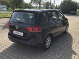 Volkswagen Touran Trendline 1.0 TSI KLIMA EINPARKHILFE SIHZ - Volkswagen Touran Trendline mit Benzin-Antrieb