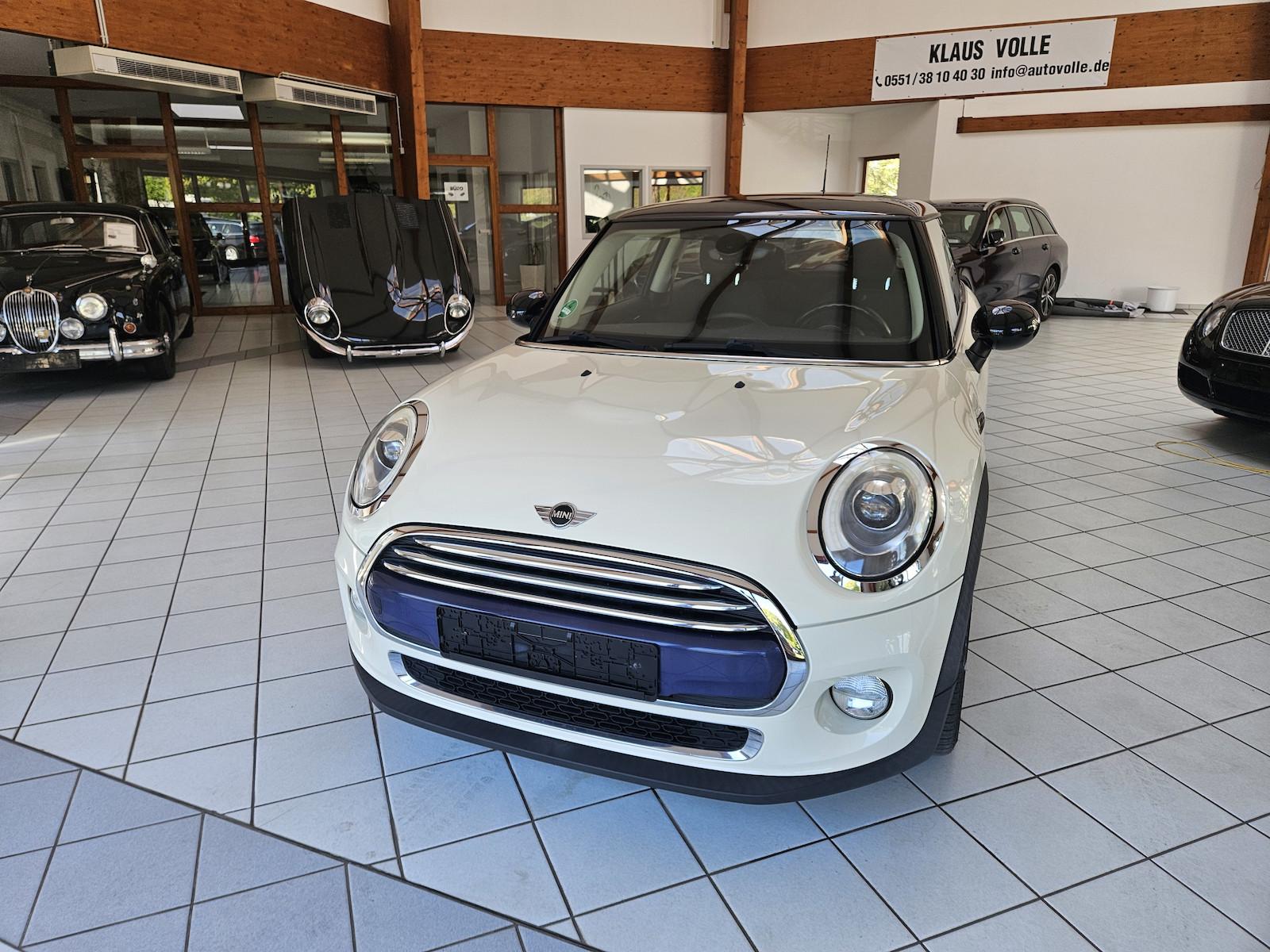 MINI Cooper D Pepper Chili LED Navi Teilleder SHZ 18Z