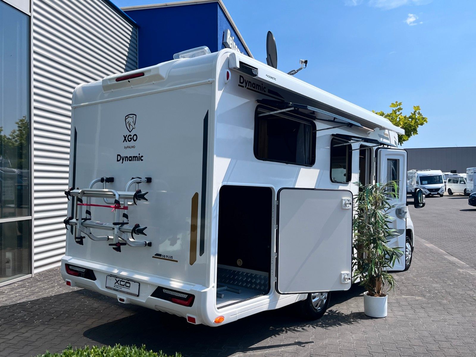 Fahrzeugabbildung XGO Dynamic 98 P Modell 2026 ALL-IN