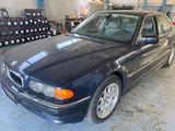 BMW bmw e38 735i v8 LPG Aus zweite hand - BMW 735: E38