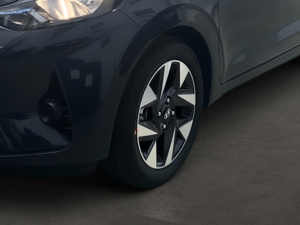 Fahrzeugabbildung Hyundai i10 Navi SHZ KAM PDC SpurH