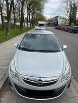Opel Gepflegter Opel Corsa 1.2 (59 000 km) - Opel Corsa: O Km