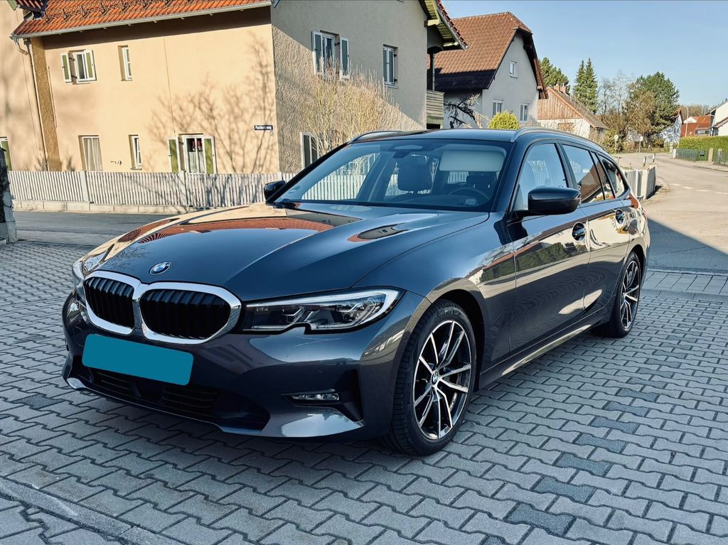 Image of BMW 320