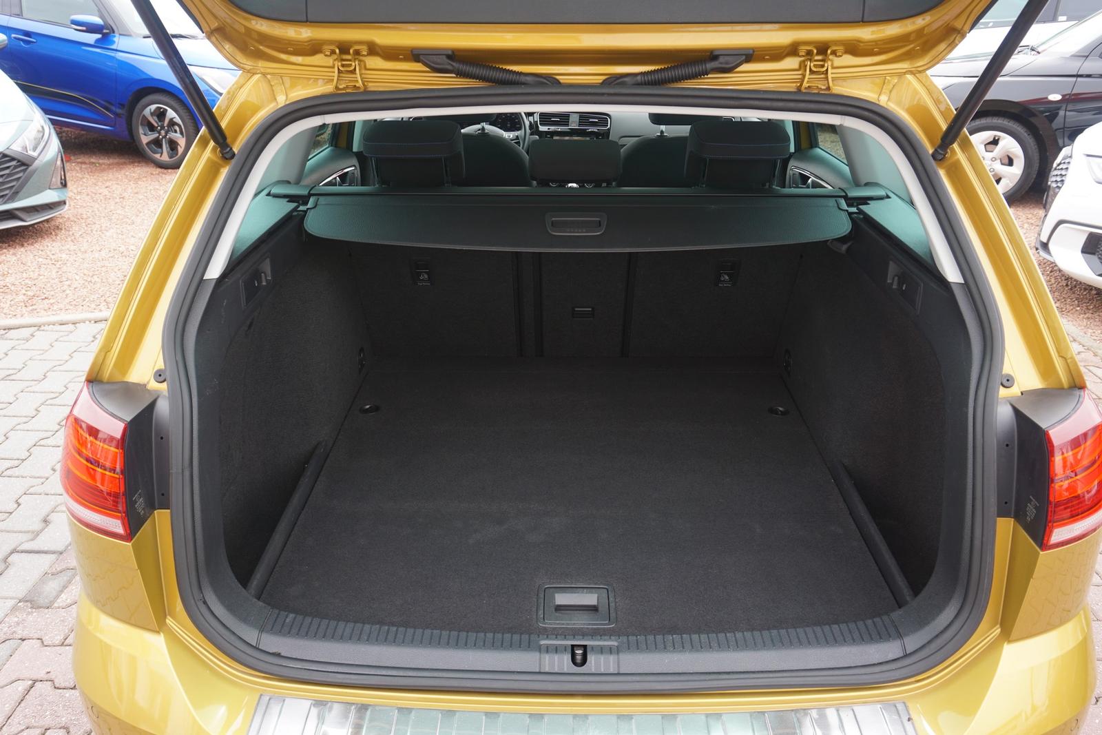 Volkswagen Golf VII Variant 1.5 TSI Join LED Navi PDC