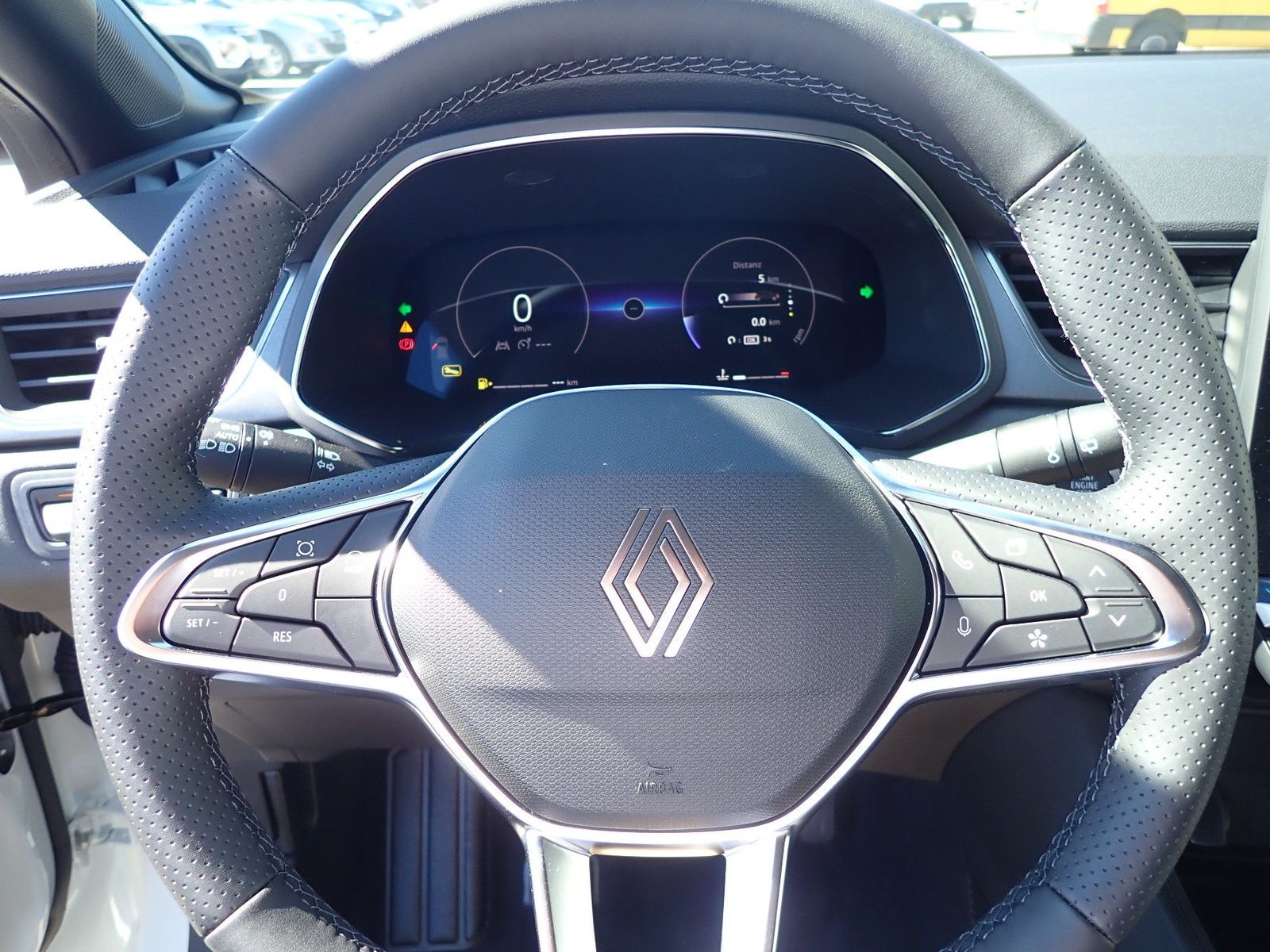 Fahrzeugabbildung Renault Captur Techno Mild Hybrid 140