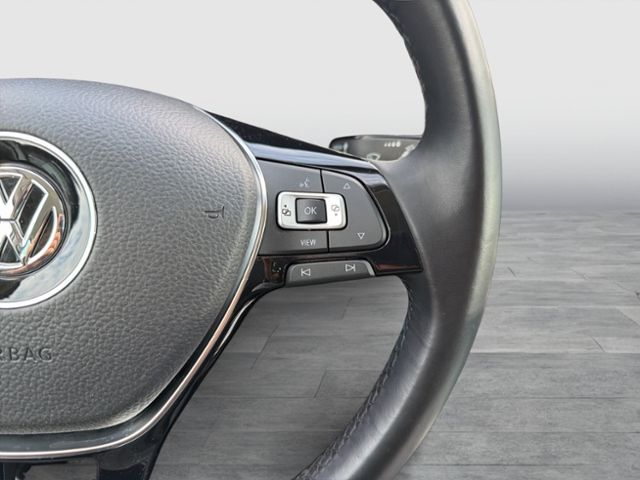 Golf Sportsvan IQ DRIVE 1.5 TSI APP-CON ACC PDC