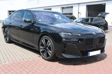 Fahrzeugabbildung BMW 740d xDrive *B&W*MASS*LUFT*360°*M-PKT PRO*21"*
