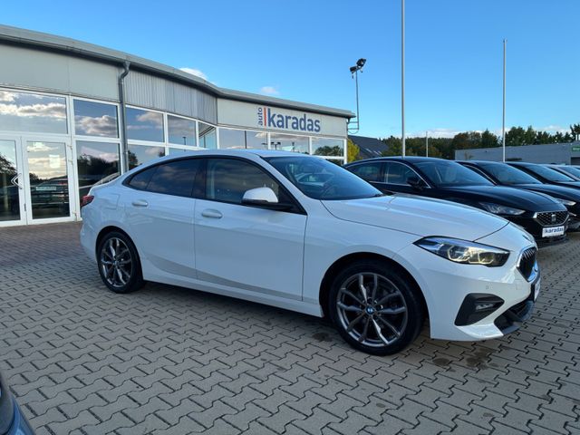 Fahrzeugabbildung BMW 218d Gran Coupé >NAV/AHK/LED/18Zoll Alu<