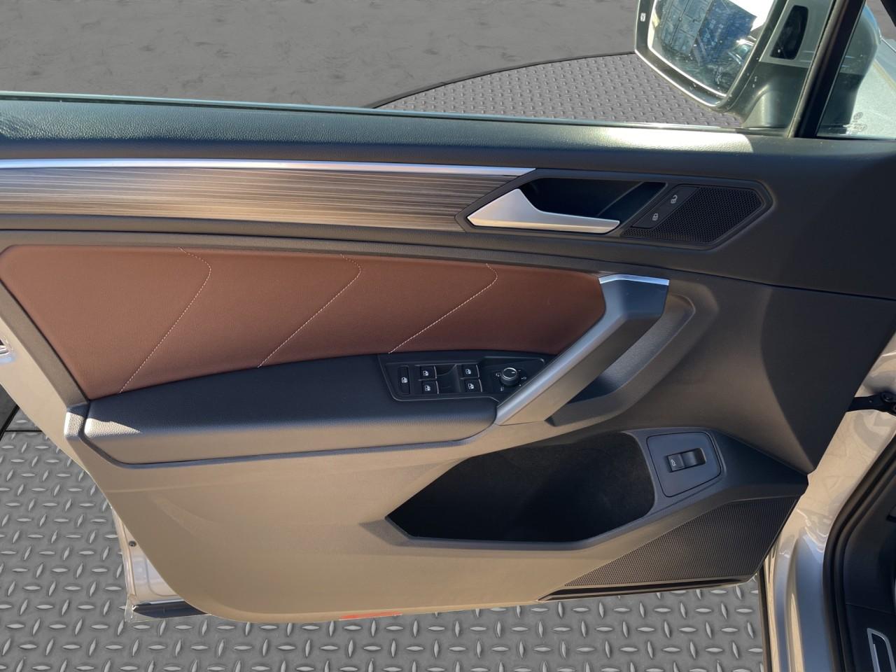 Volkswagen Tiguan All.Elegance 4Motion/AHK/Pano/Kam/Standhz, миниатюра 12