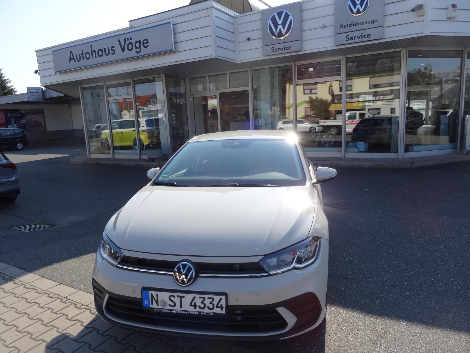 Volkswagen Polo 1.0 TSI OPF DSG "MOVE" NAVI SHZ PDC ACC