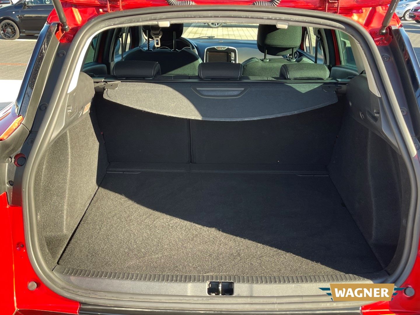 Fahrzeugabbildung Renault Clio IV Grandtour Luxe Sitzheizung Tempomat