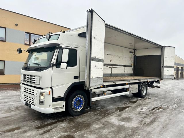 Volvo FM300 4X2 EURO4 + SIDE OPENING + BOX HEATING