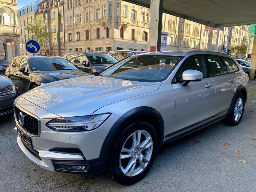 Volvo V90 Cross Country