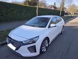 Hyundai Ioniq Hybrid Premium - Hyundai IONIQ aus 2017