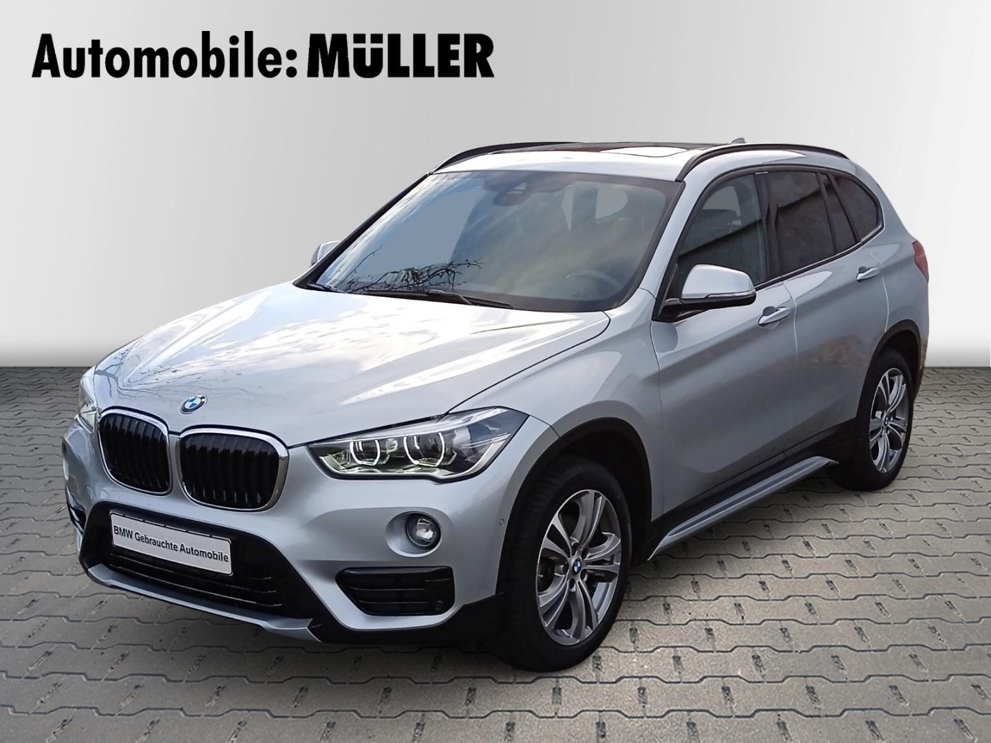 BMW X1 sDrive 18 i Sport Line Rückfahrkamera+Panodac