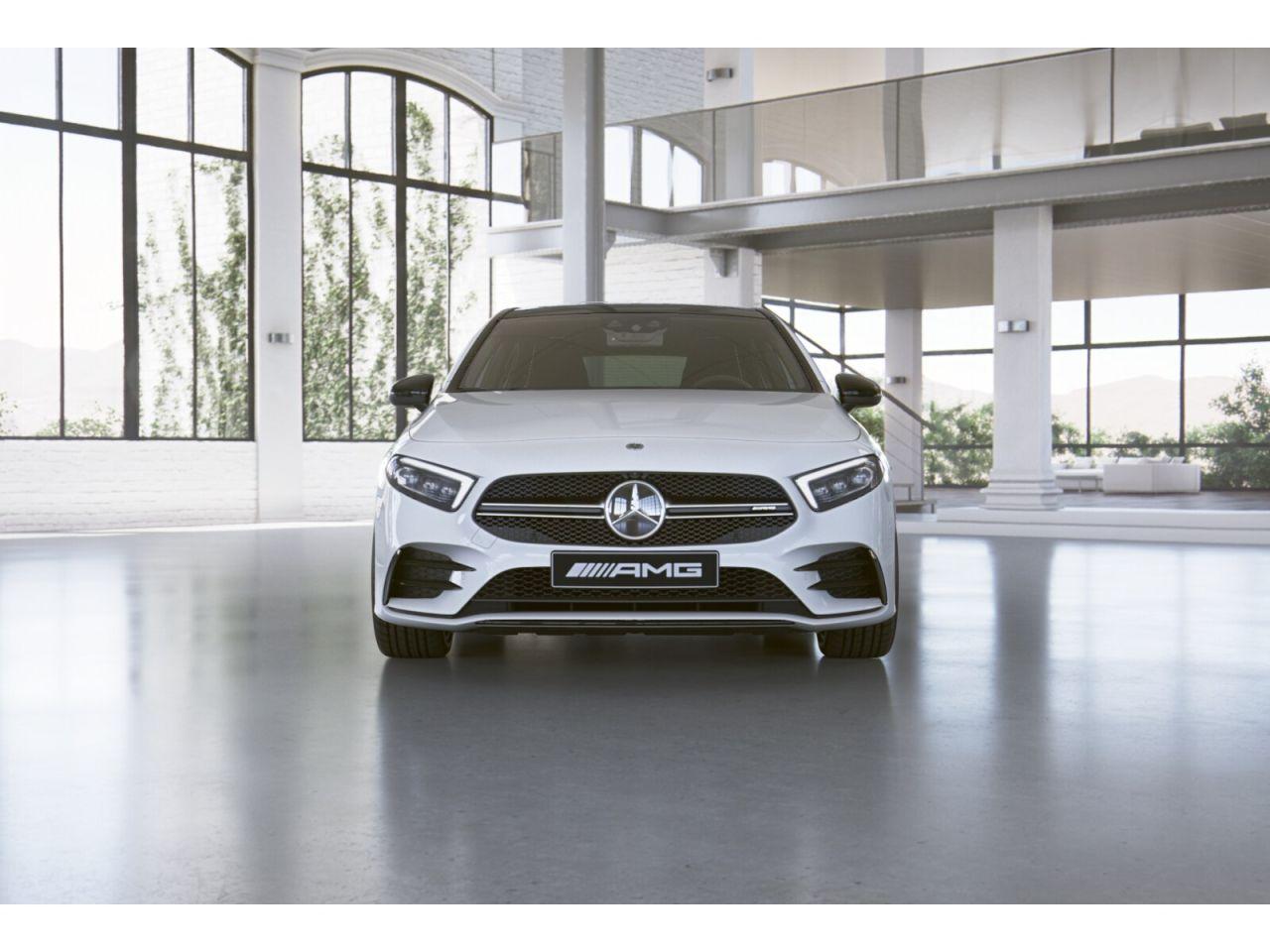 Mercedes-Benz AMG A 35 4M DISTRONIC Panorama MULTIBEAM LED