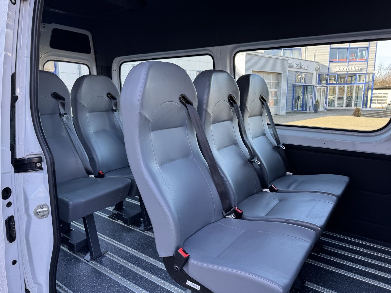 Fahrzeugabbildung Mercedes-Benz Sprinter 315 CDI Tourer Dachklima*9-Sitze*MBUX