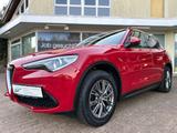 Alfa Romeo Stelvio Super Q4 Aut Navi Leder Bi-Xenon Kamera - Alfa Romeo aus 2020