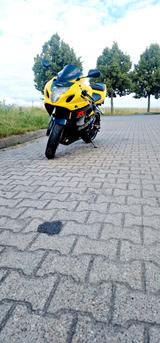 Suzuki GSXR 750 - Offers matching your search criteria