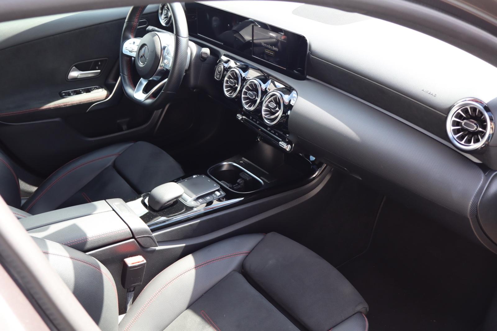Mercedes-Benz A-Class AMG/ PANO/LED/2JahreGarantie, миниатюра 21