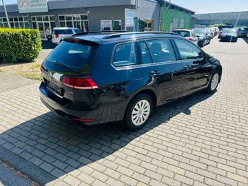 Volkswagen Golf - 3