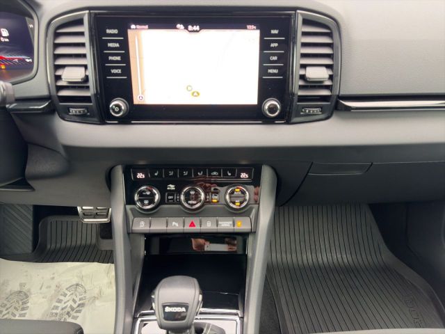 Karoq Sportline 1.5 TSI ACT DSG/AHV/PANO/elHK/