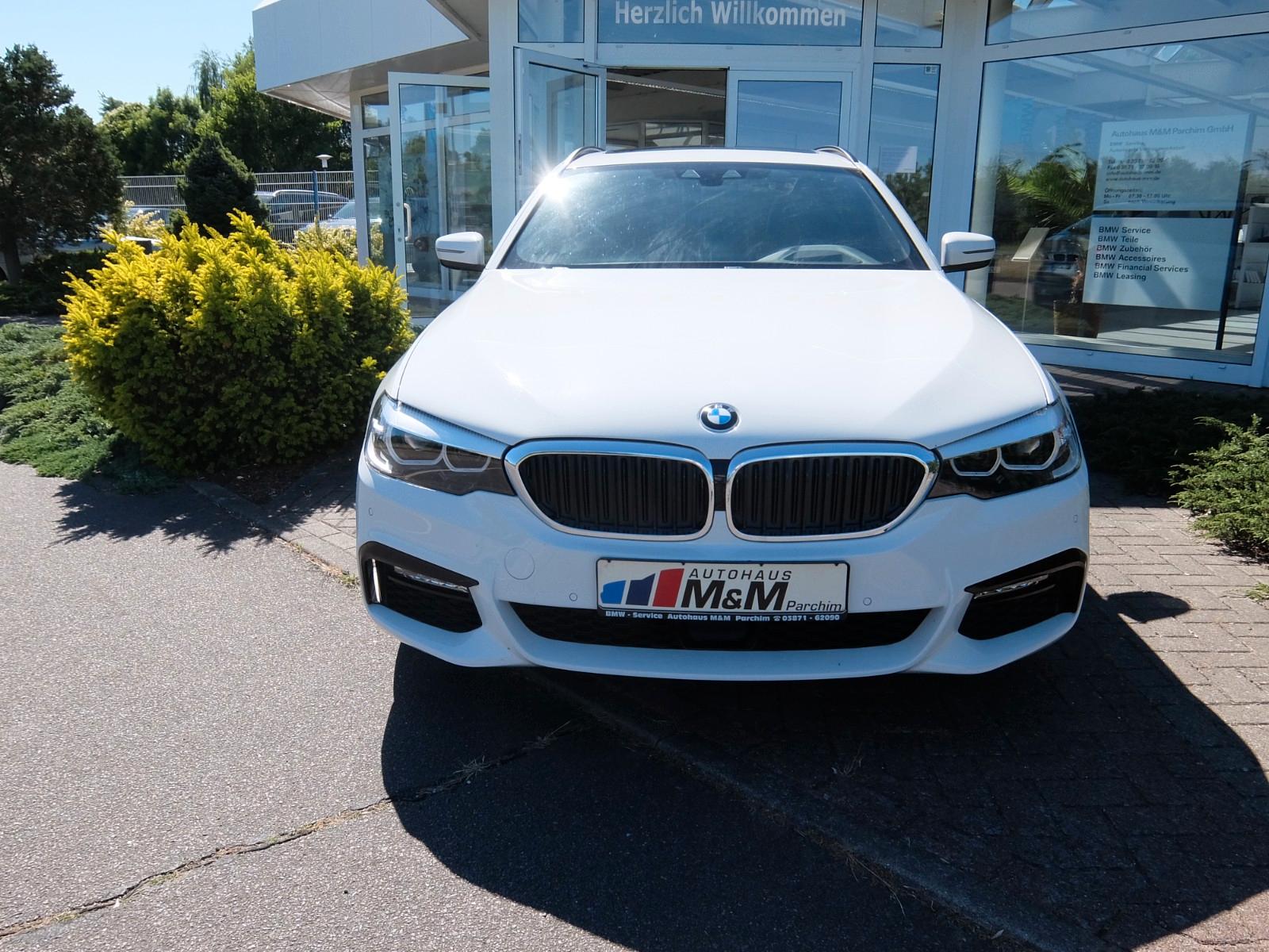 BMW 520dA Touring M Sport NAVI RFK Panorama