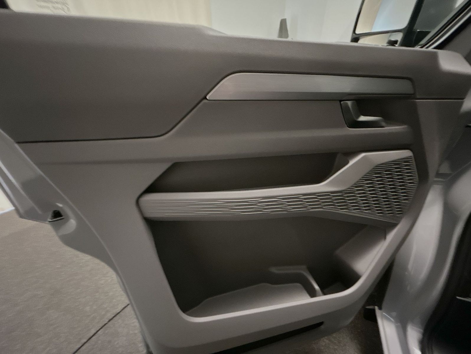 Volkswagen T7 Caravelle - Bild 12