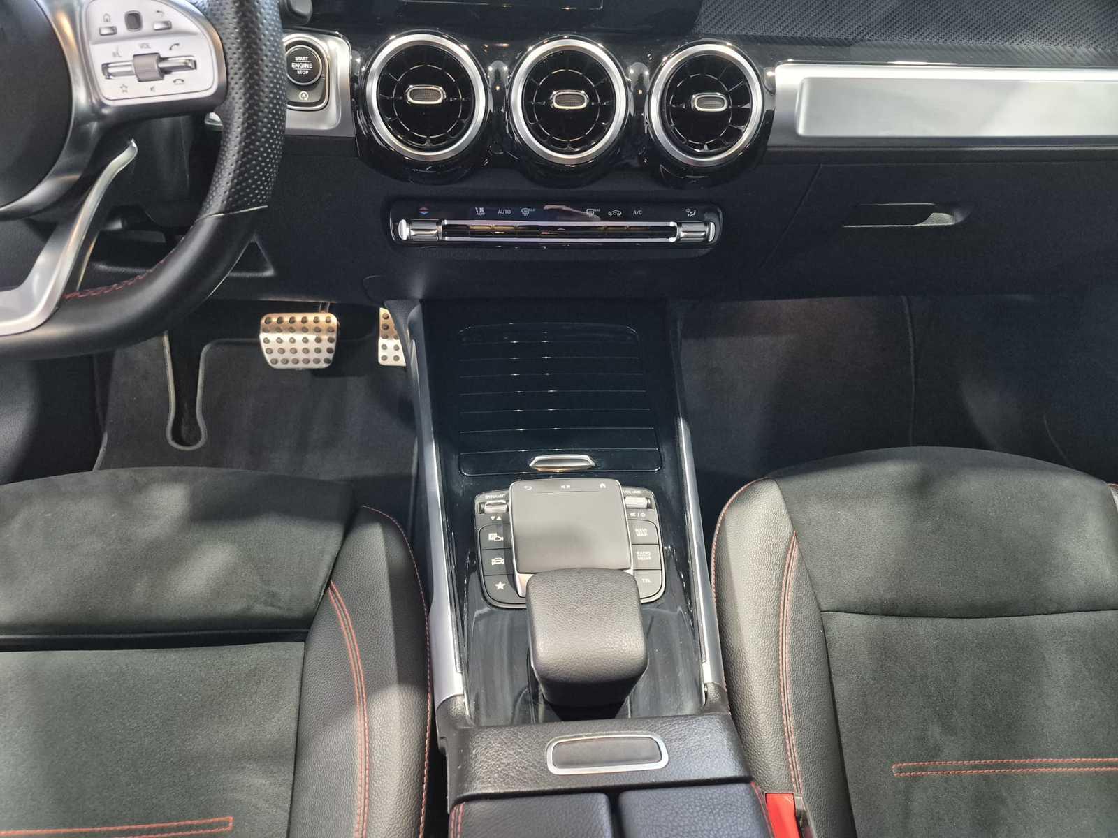 Mercedes-Benz GLB AMG Line 4Matic AHK LED Kamera HeadUp, миниатюра 12