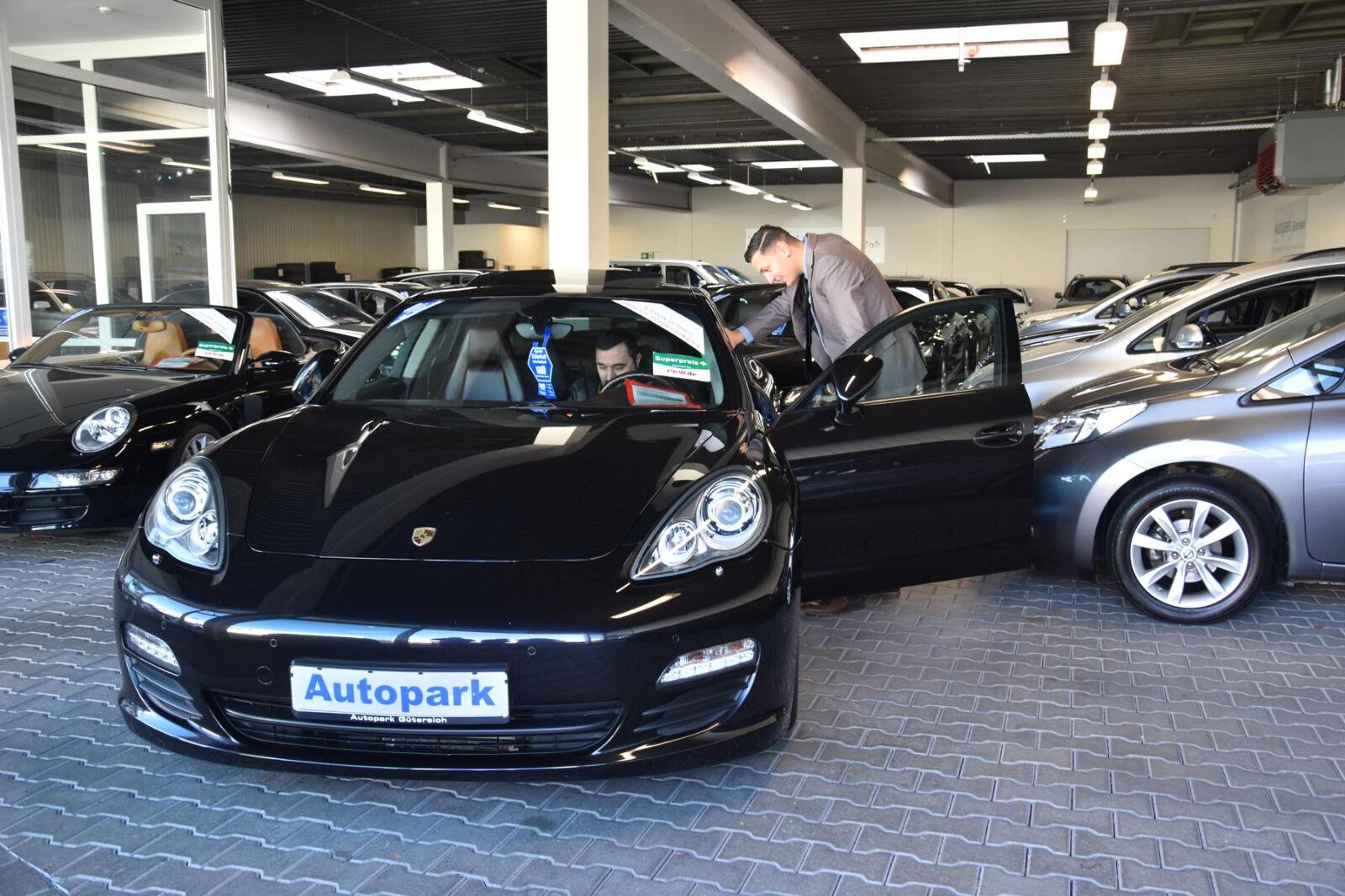 showroom-image-main