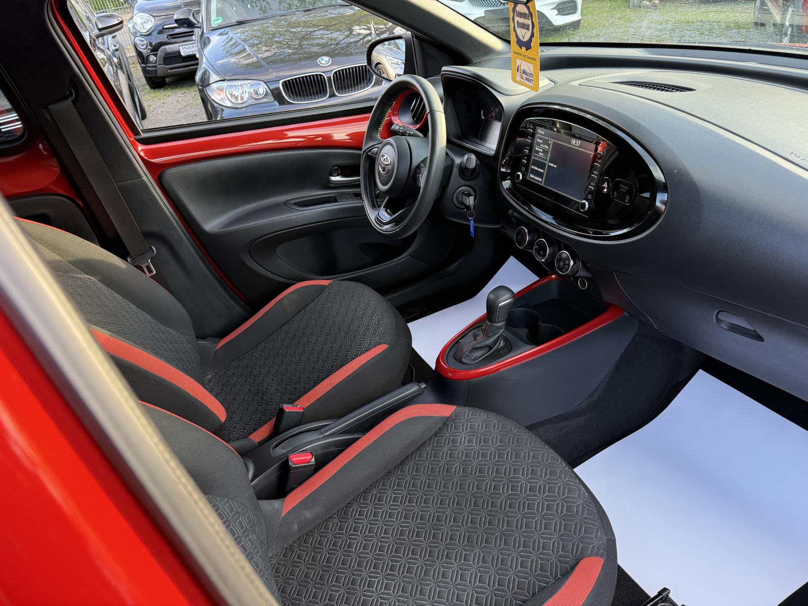 Toyota Aygo SHZ/KAMERA/AUTOMATIK/STYLE-PAKET/PULSE/1.HD