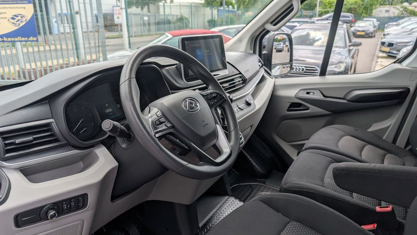 Fahrzeugabbildung Andere MAXUS Deliver 9 2.0 D * Tempomat * PDC * Kamera