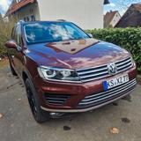 Volkswagen Touareg 3.0 V6 TDI SCR 150kW Tiptronic Execu... - rote Volkswagen Touareg