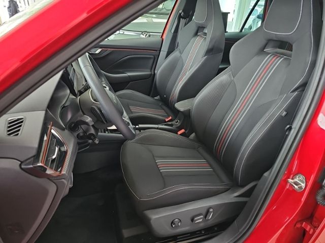Fahrzeugabbildung SKODA Kamiq 1.5 TSI DSG Monte Carlo LED-MATRIX PANO NA