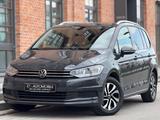Volkswagen Touran Active 2.0 TDI Start-Stopp/NAVI/SZH - Behindertengerechte Volkswagen Touran