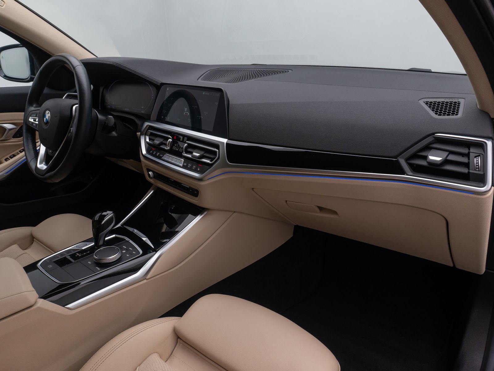 Fahrzeugabbildung BMW 320d xD Luxury Line ACC DAB Laser Kamera Memory