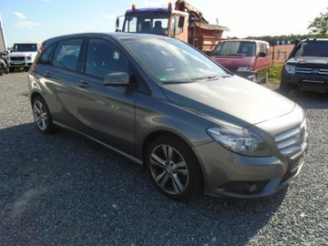 Mercedes B 180 - 4