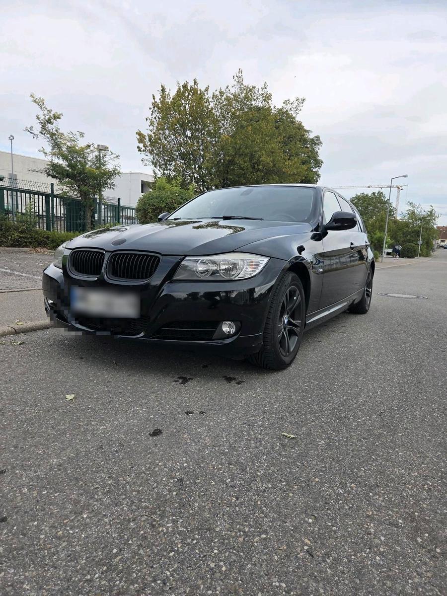 BMW 318 2012 — photo 6