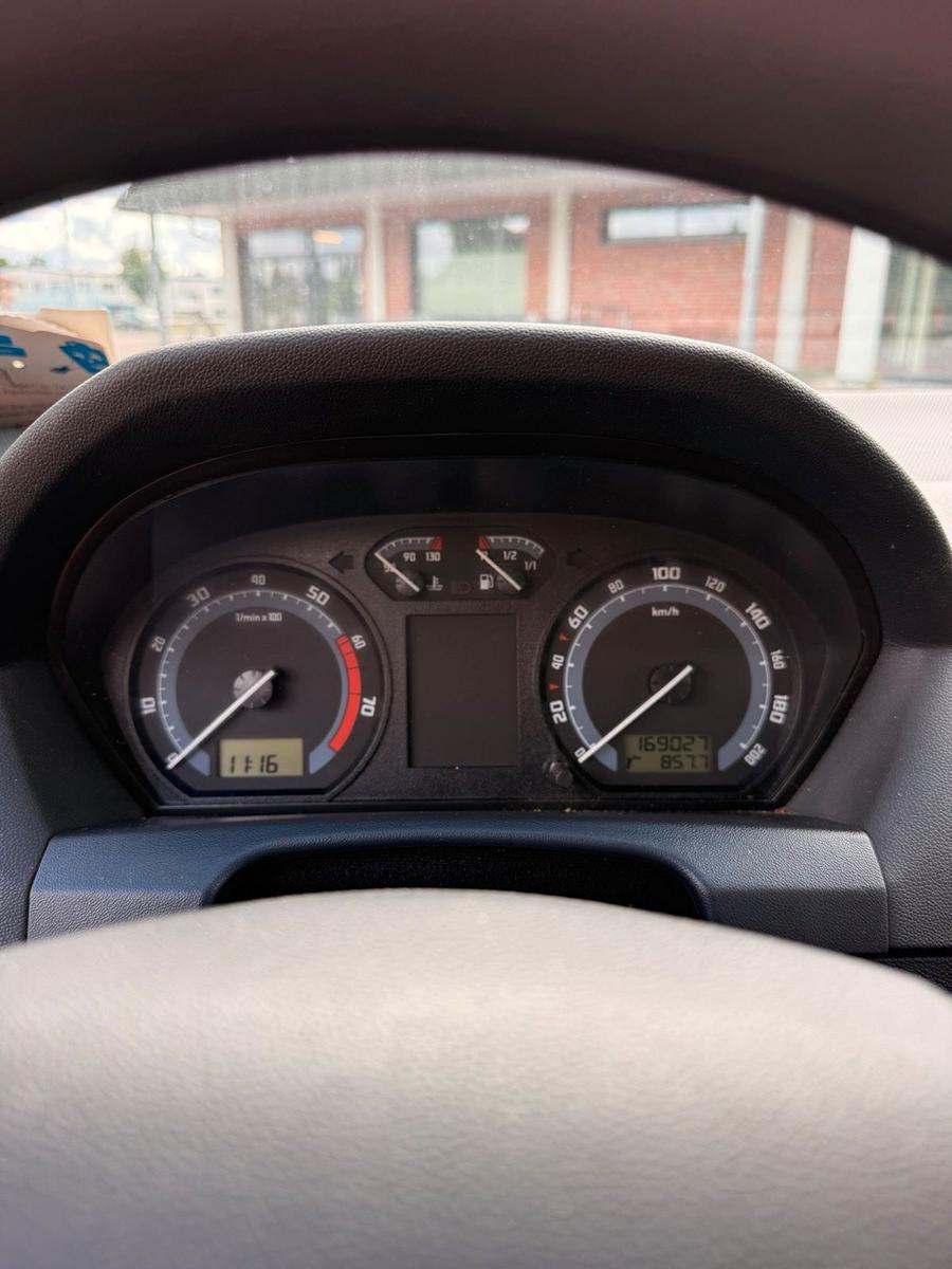 Skoda Fabia 2007 — photo 11