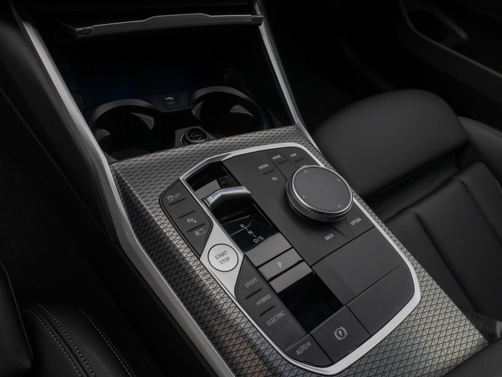 Fahrzeugabbildung BMW 330e M Sport Kamera DAB HiFi Stop&Go Komfort 19"